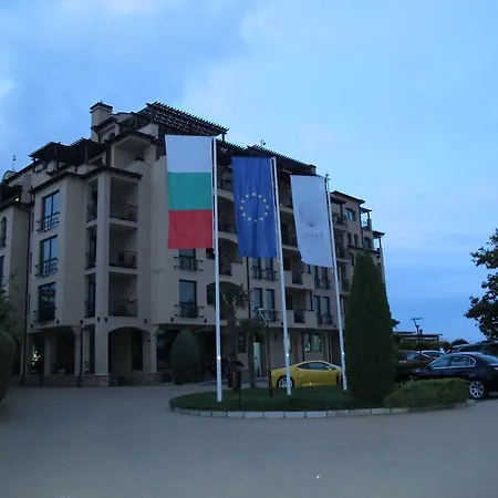 Apartment Oasis Vip Club - Boutique On The Beach Itself *