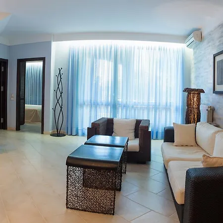 شقة Oasis Vip Club - Boutique On The Beach Itself
